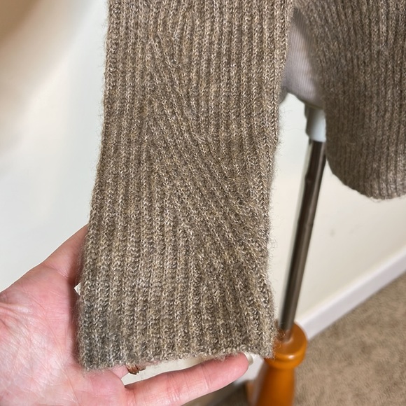 Sweet Romeo Cowl Neck Ribbed Sweater Size Medium - Picture 4 of 7